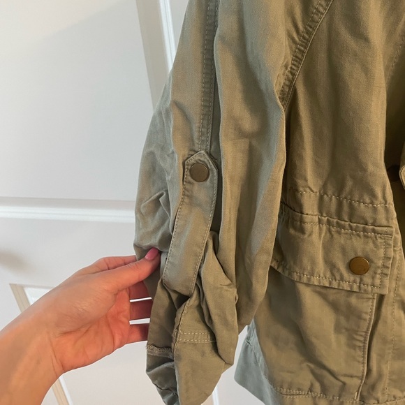 Adorable green army jacket - Picture 3 of 7